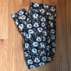 Lularoe Disney TC leggings